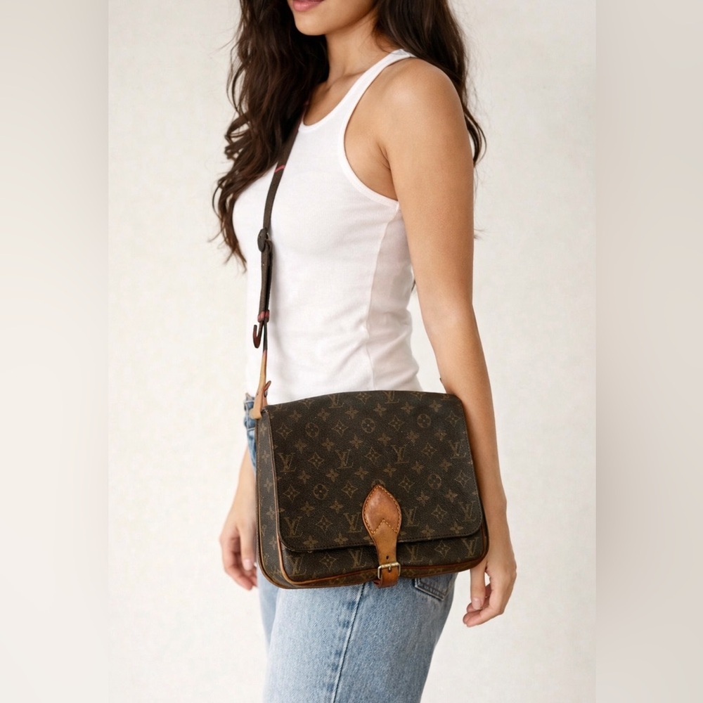 AUTHENTIC VINTAGE Louis Vuitton Monogram Cartouchière MM Crossbody Bag